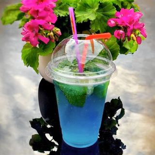 Блакитна лагуна