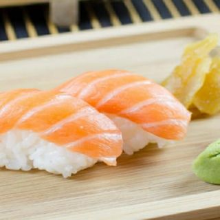 Nigiri De Salmón (2Pzs.)