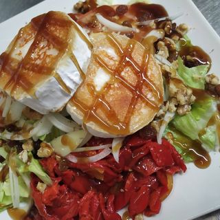 Ensalada De Rulo De Cabra