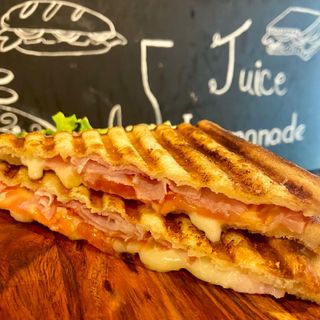 ცხელი ტოსტის სენდვიჩი