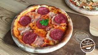 25 піца м'ясна гаряча