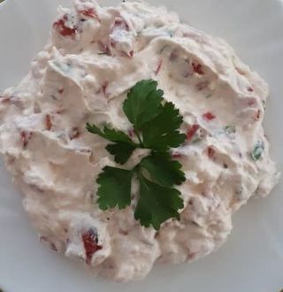 Салата Катък с печени чушки (250г)