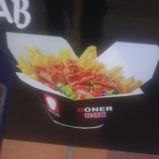 Pedrat: De Pollo Y Salsa