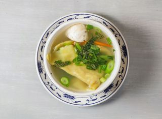 Zupa wonton