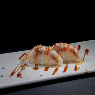 Nigiri Atún Flameado (2 Pzs.)