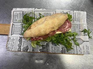 Panini  cu salam Italian