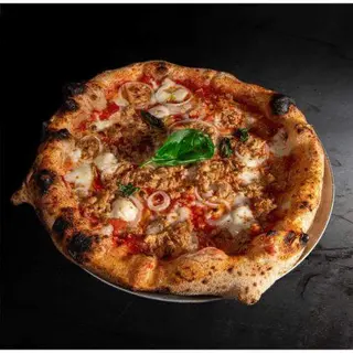 Pizza atún e cipola Roman style