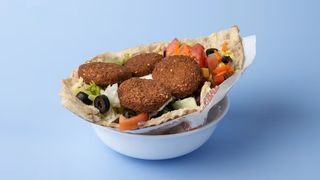 Falafel bułka, albo falafel durum, albo  wrap, albo tortilla 