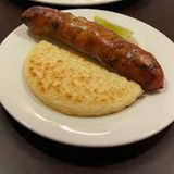 Fritanga Colombiana Chorizo Con Arepa