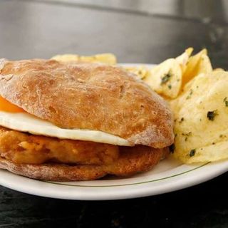 Sandes de Alheira com Ovo