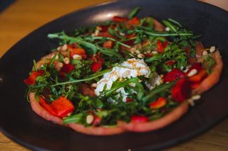 НОВО! Салата с белени домати (350г)