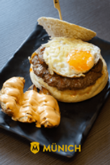 2. Hamburguesa La Mallorquina