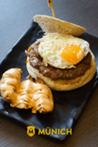 2. Hamburguesa La Mallorquina