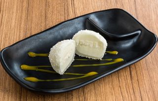 153. Gelato mochi a cocco