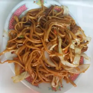 Tallarín especial a la plancha