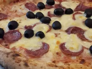 Pizza sarda