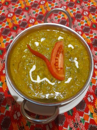 Platos Saag Con Espinacas Y Cordero