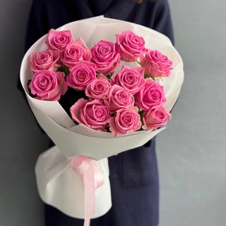 11 рожевих троянд 