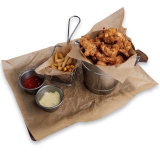 Ведро Chicken and chips