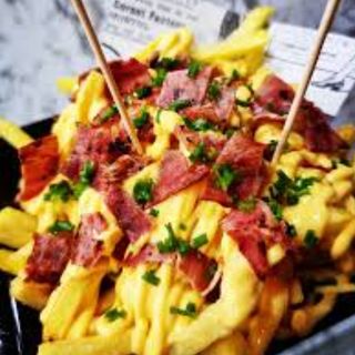 Papas Especiales (Media Ración)