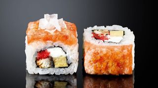 Ролл "лосось-карамель" (8 шт.)