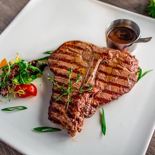 Ти-бон стейк