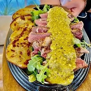 Tagliata  300 g al pistacchio