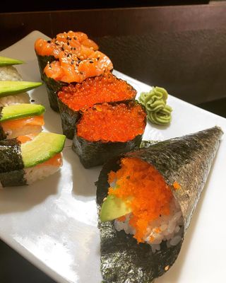 75 Temaki tobiko 1 pz