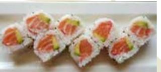 U22b Salmone e avocado con alga rossa e maionese - 8 pezzi