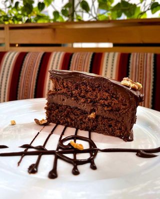 Шоколадний торт (150г)