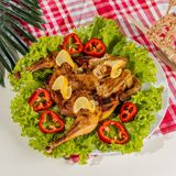 წიწილა მაყალზე