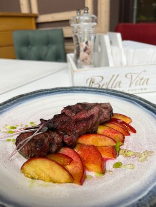 Ростбіф з яблуком(190г)