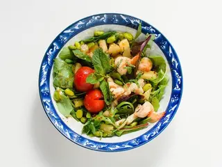 Салат з креветками (350г)