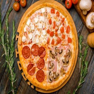 pizza 4 estaciones (familiar)