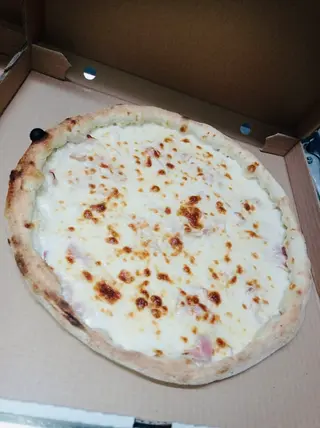 Pizza Carbonara