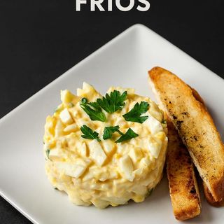 HUEVO al estillo del chef ( 372 cal , 25 g proteina )