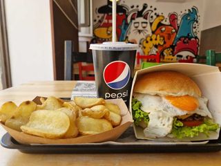 MENU club house burger