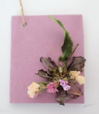 იისფერი ბარათი