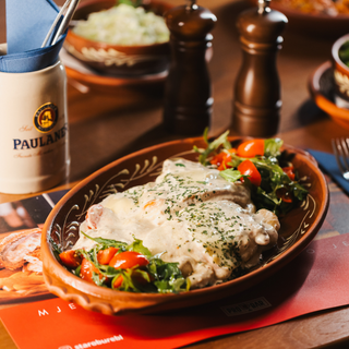 Piletina u sosu od mozzarele sa njokama