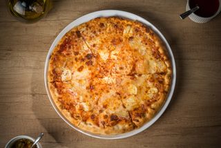 Pizza Quattro Formaggi