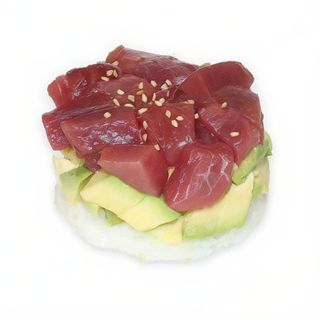 33 Tartar Atún Con Aguacate