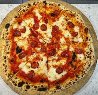 Pizza diavola (Mediana)