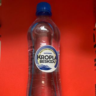 Kropla Beskidu woda niegazowana 0,5l