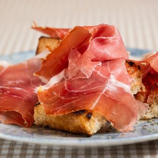 Bruschetta con Jamón Serrano