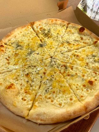 Піца 4 сира (450г)