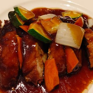 52B. Pato Con Salsa De Ostras