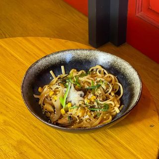 Локшина WOK з морепродуктами (350г)