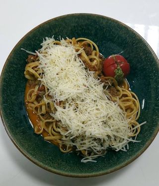 Bolognese  