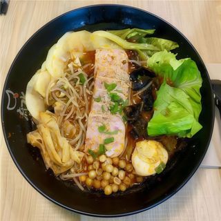 Arroz con Magro de Cerdo Cocido y Vegetales