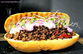 Bocadillo De Carne Picada